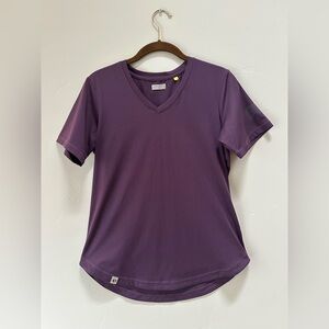 PEARL iZumi- women’s size medium athletic top